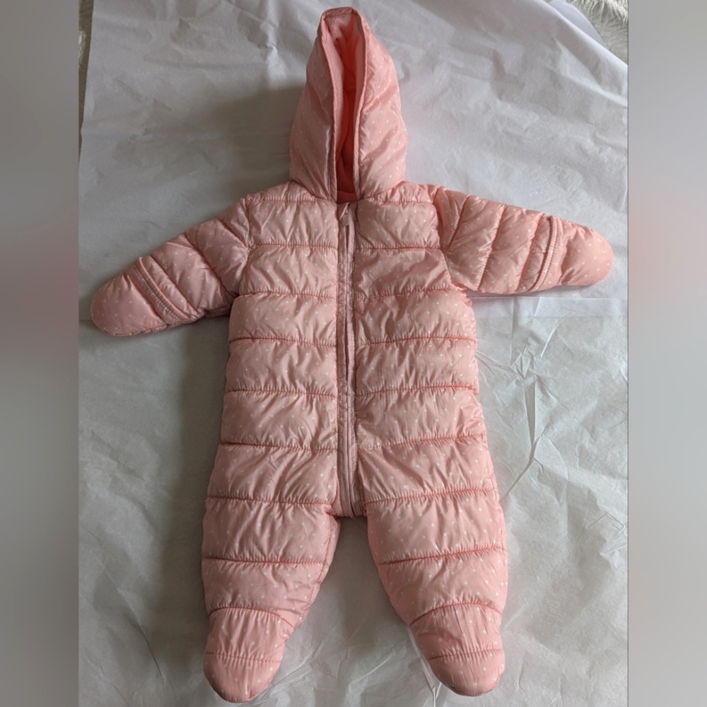 Old Navy Baby Pink Snowsuit white Polkadot Good Footed One-piece Size 3-6 Months